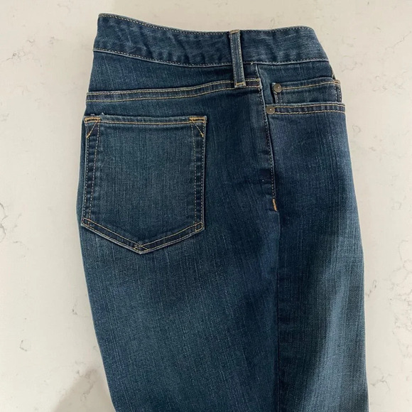 Eddie Bauer Brook Curvy Boot Cut 5 Pocket Med Dark Wash Denim Jeans Blue Sz 4 - Picture 2 of 11